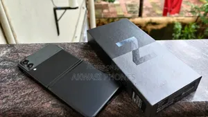 New Samsung Galaxy Z Flip 3 256 GB