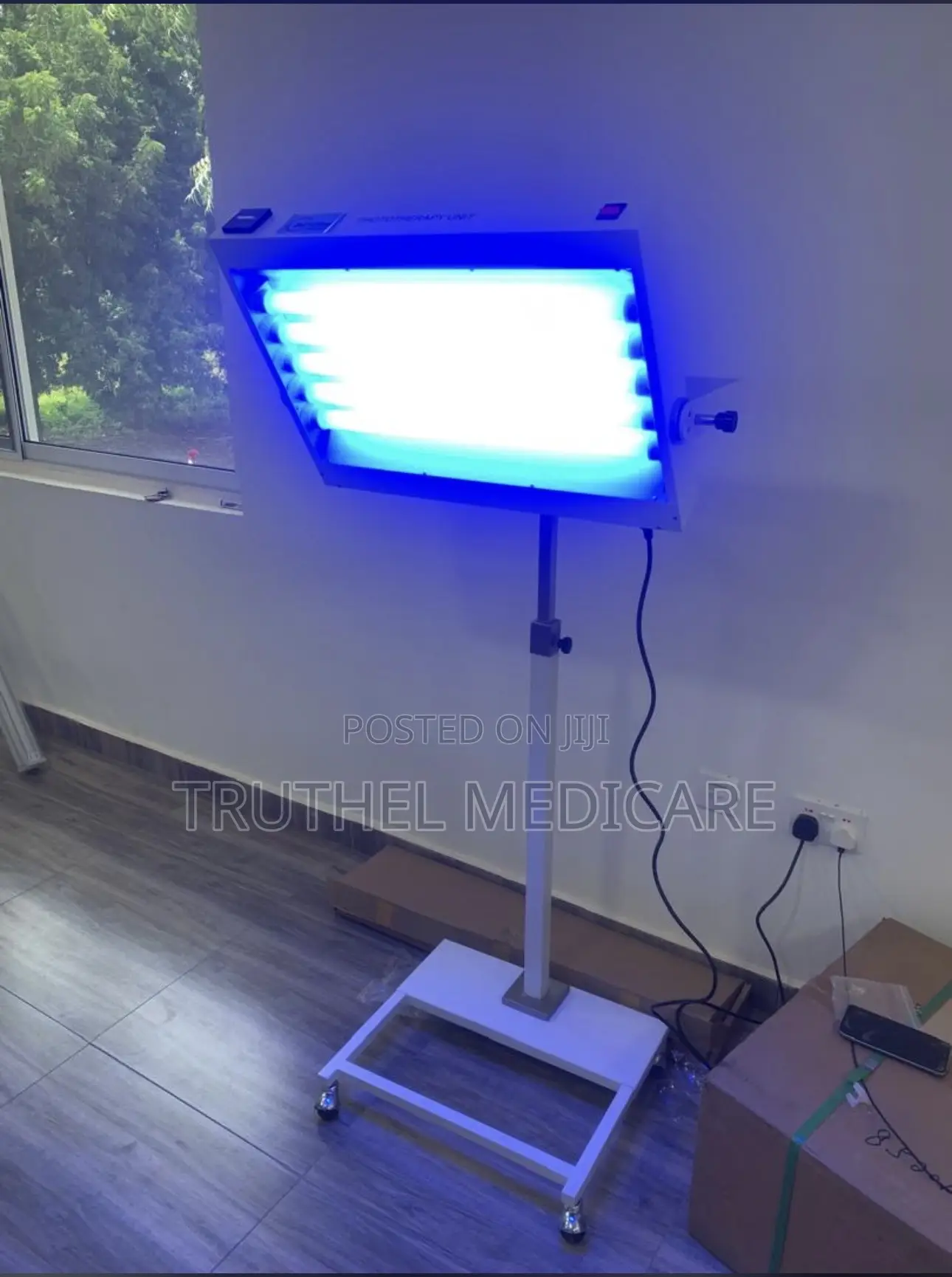 Phototherapy Fluorescent Light
