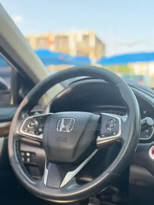 Honda CR-V Touring AWD 2019 White
