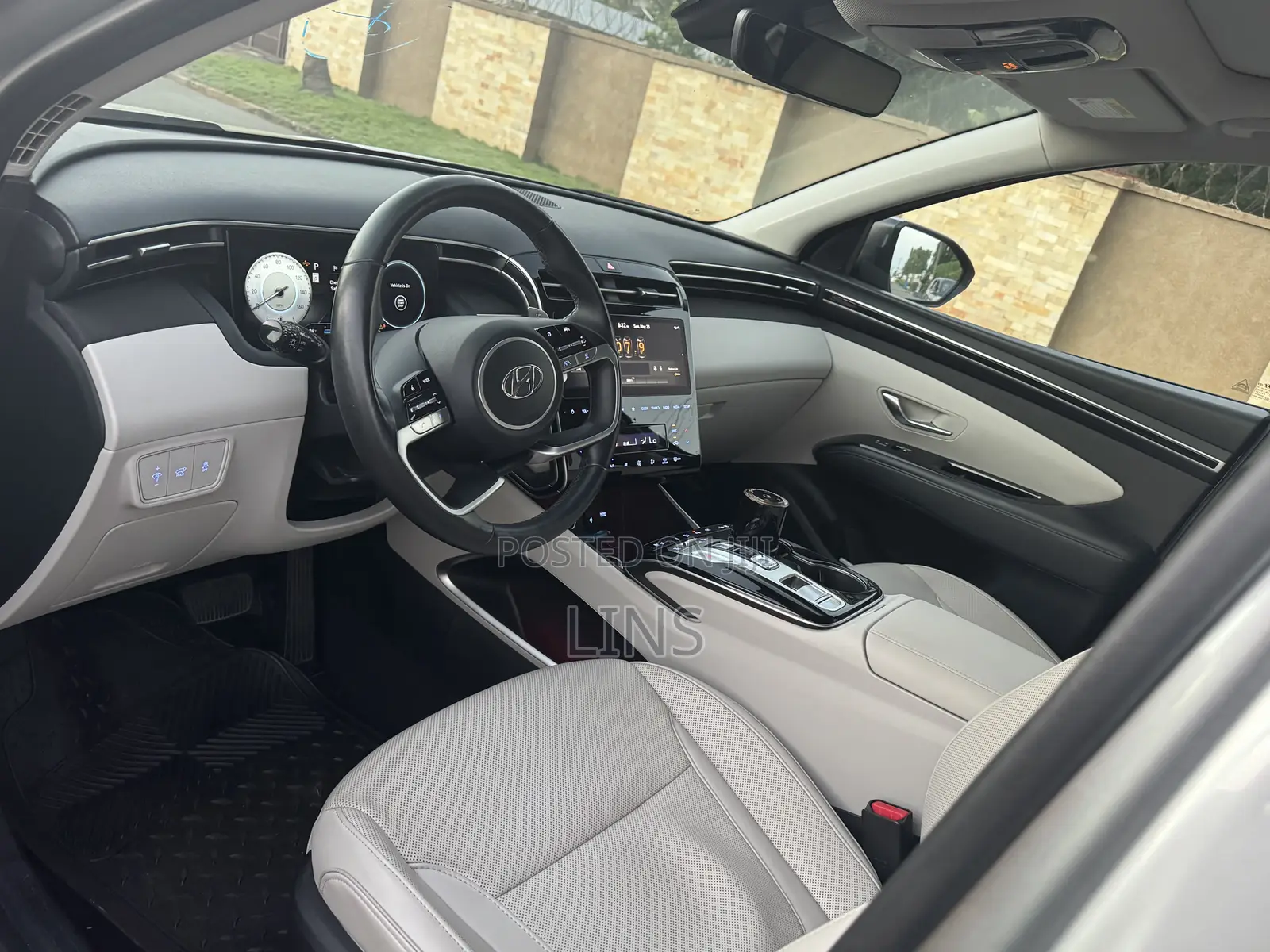 Hyundai Tucson Limited 2022 Silver