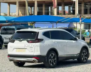 Honda CR-V Touring AWD 2019 White