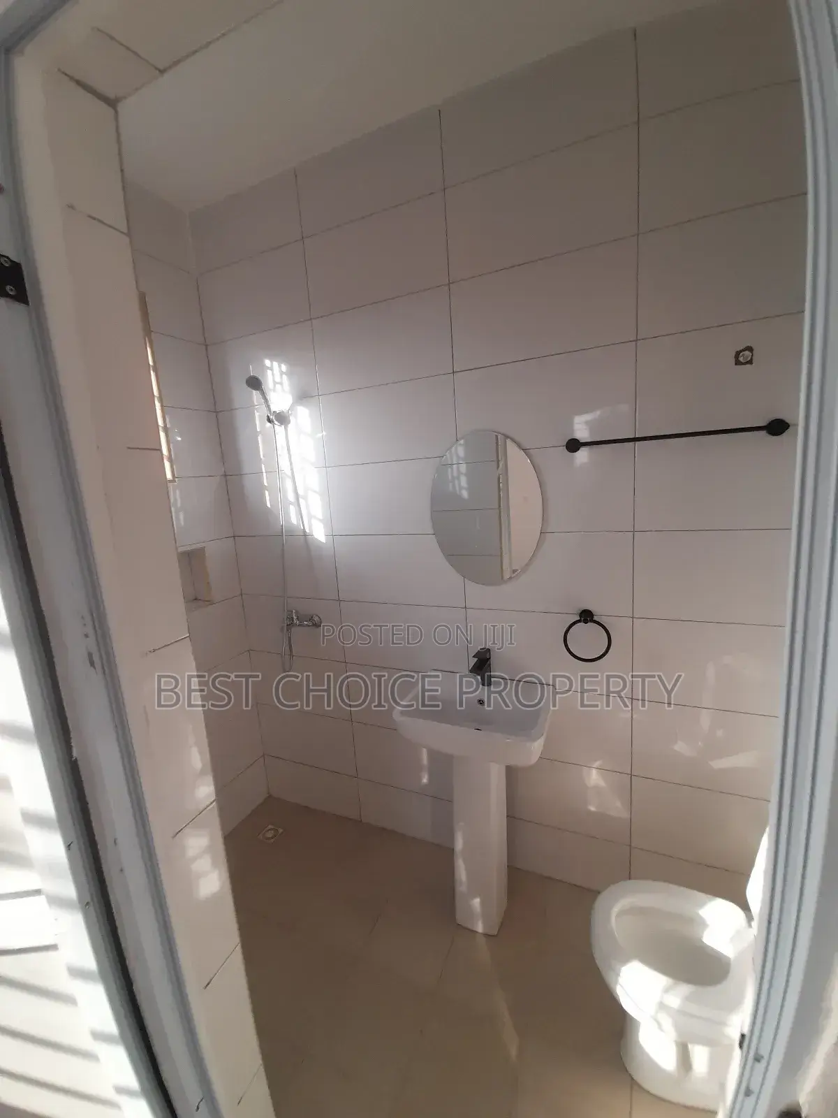 2bdrm Apartment in Adenta Pantang for rent