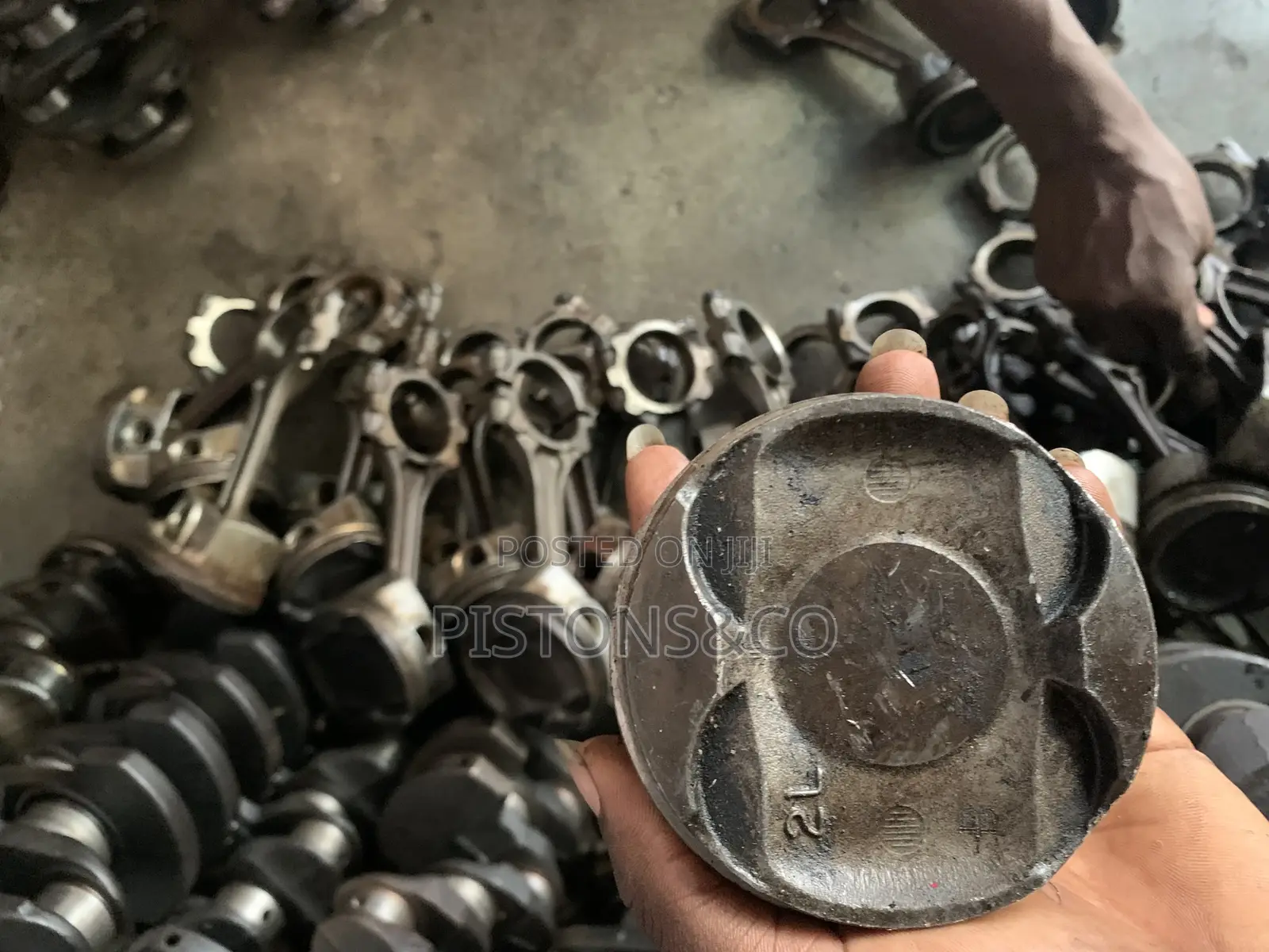 Toyota Camry/Rav4 Pistons