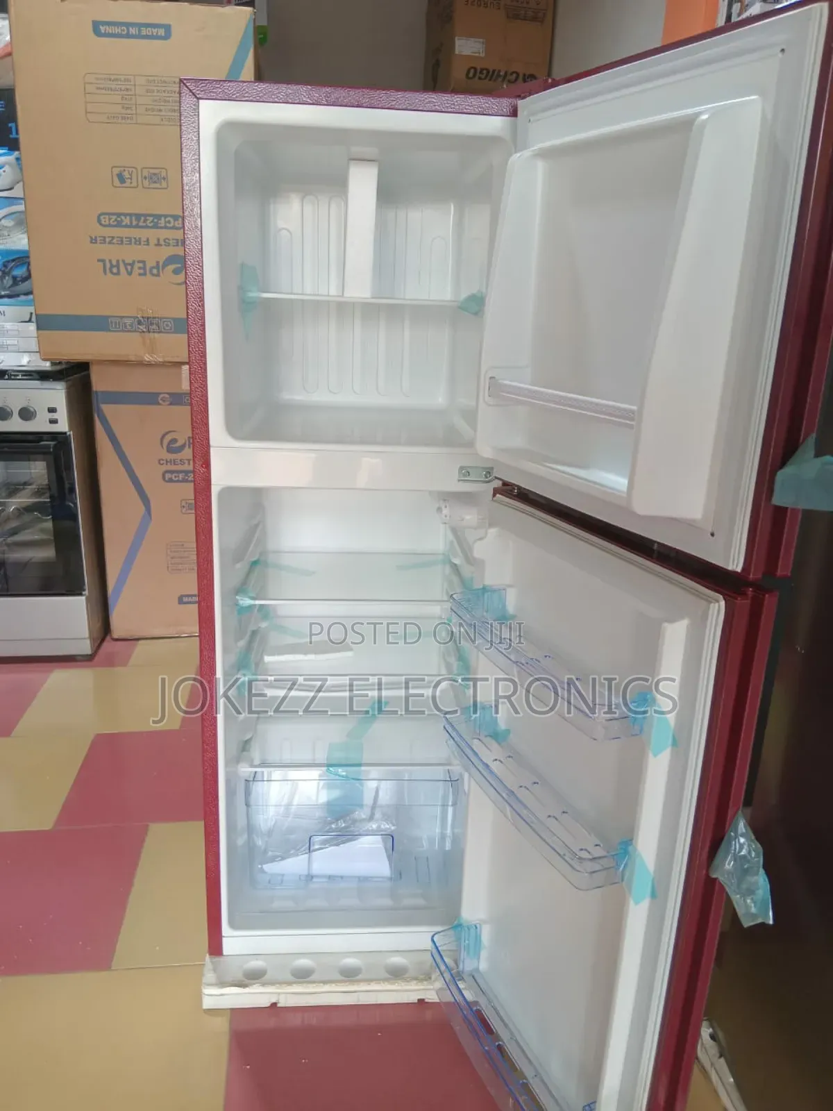 Pearl Glass Door 138 Liters