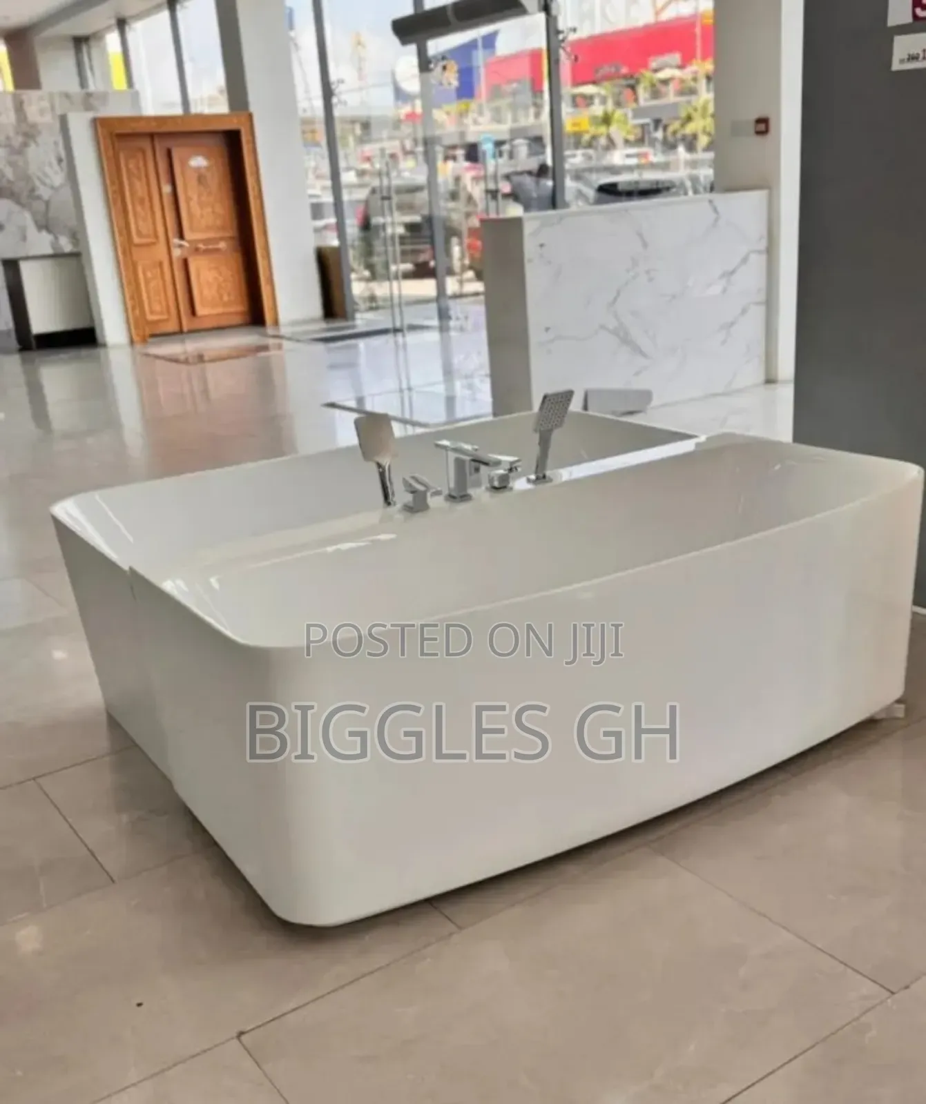 Bathtub With Shower Handles