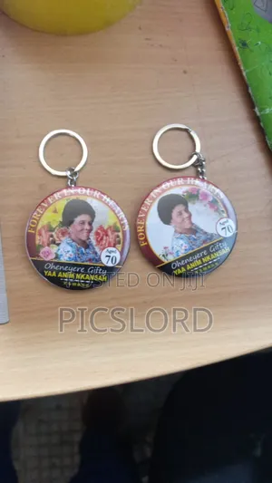 Creast Keyholder