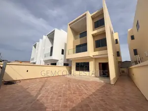 5bdrm House in East Legon for sale