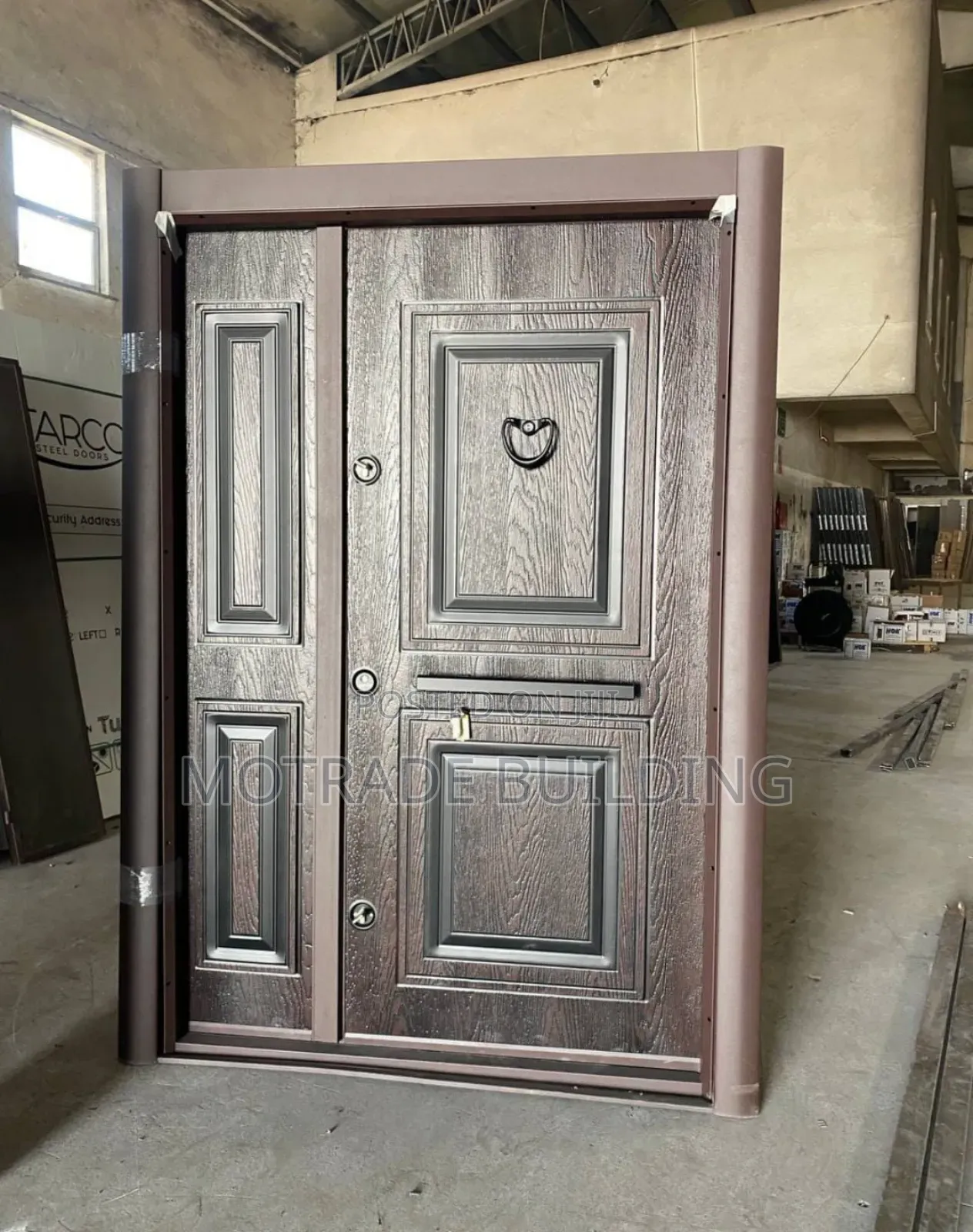 Solid _ Fort ( One Half Door )