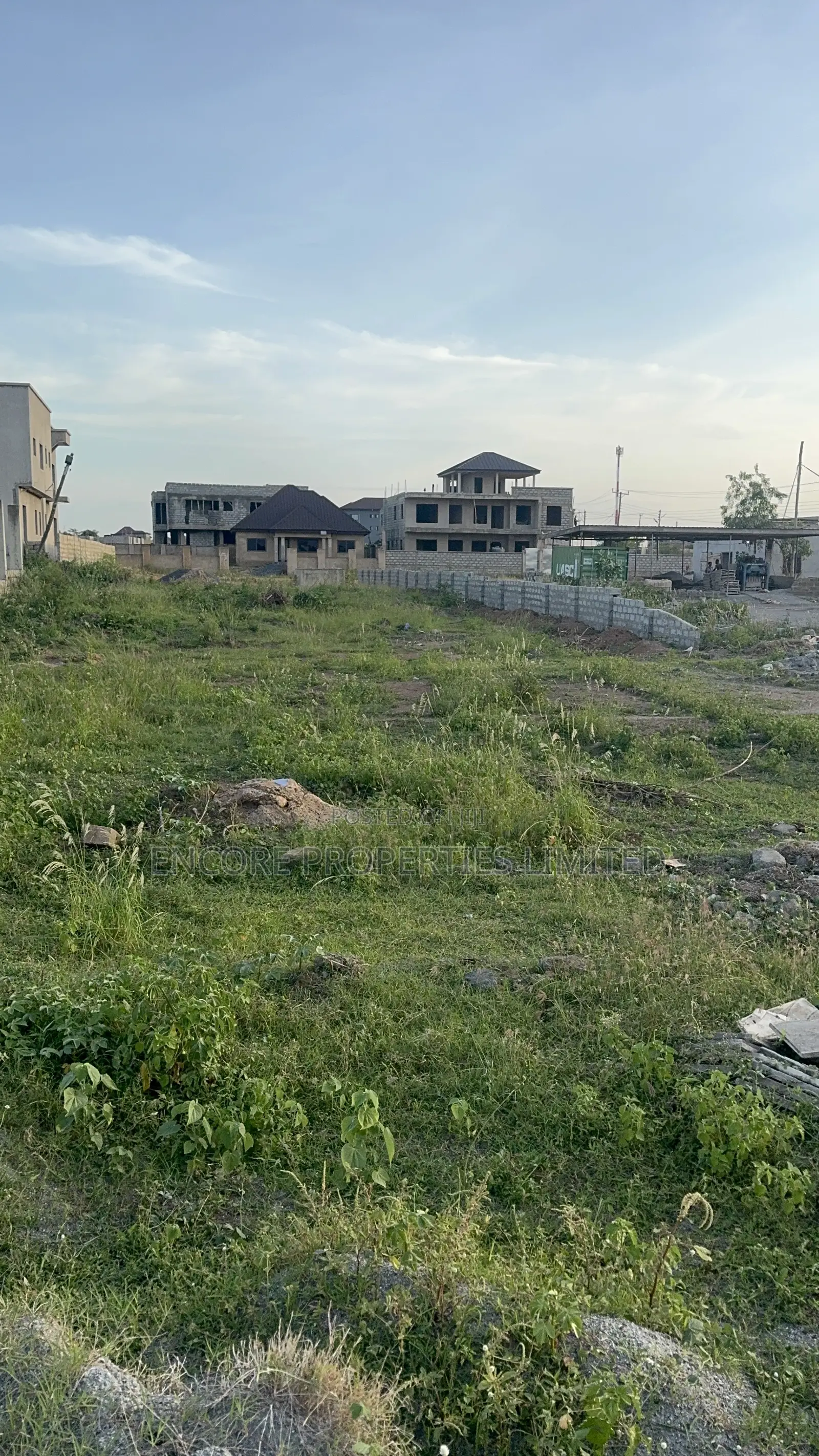 2 Plots of Titled Land in a Prime Roadside