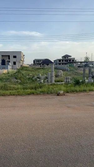 2 Plots of Titled Land in a Prime Roadside