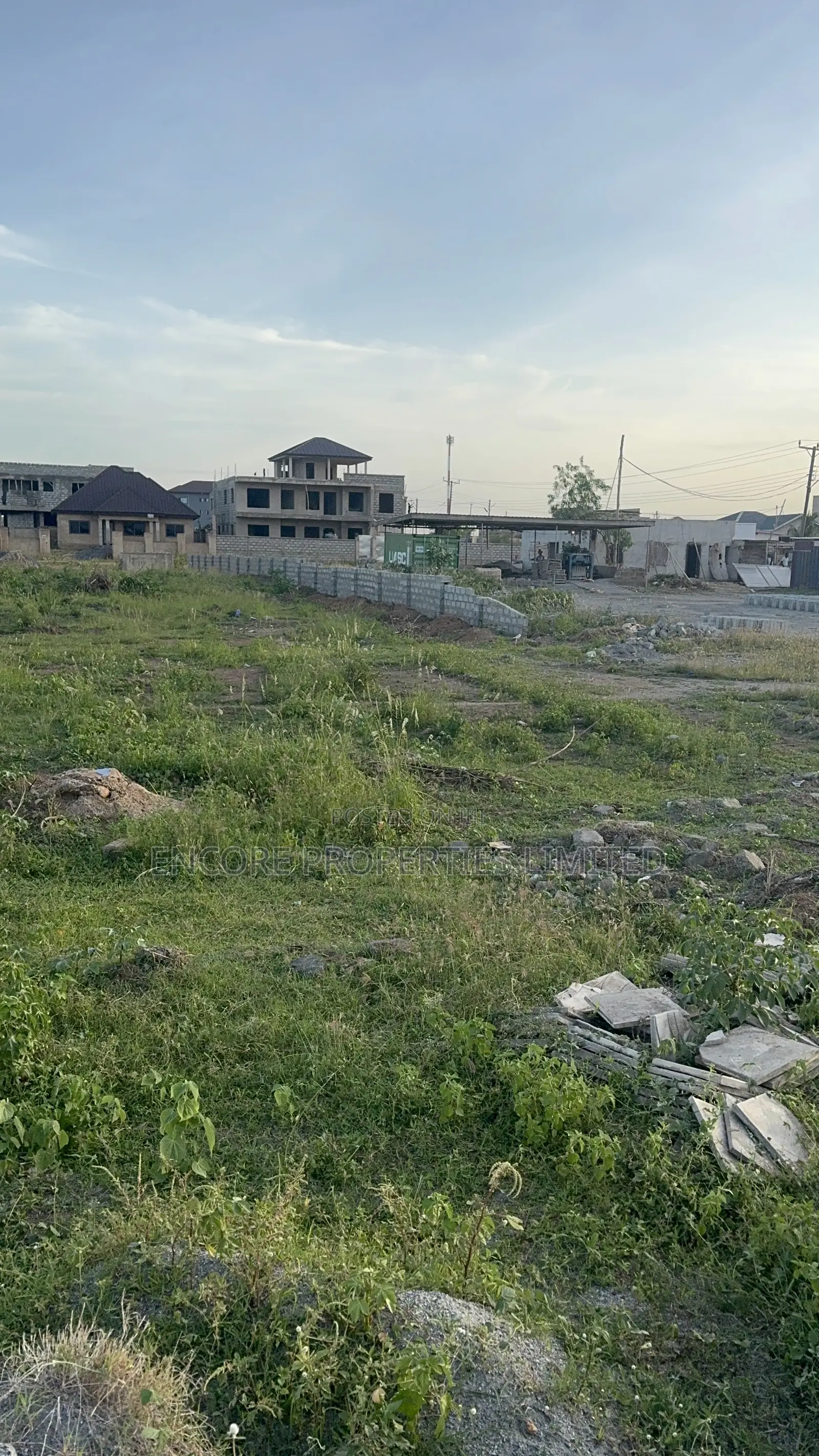 2 Plots of Titled Land in a Prime Roadside