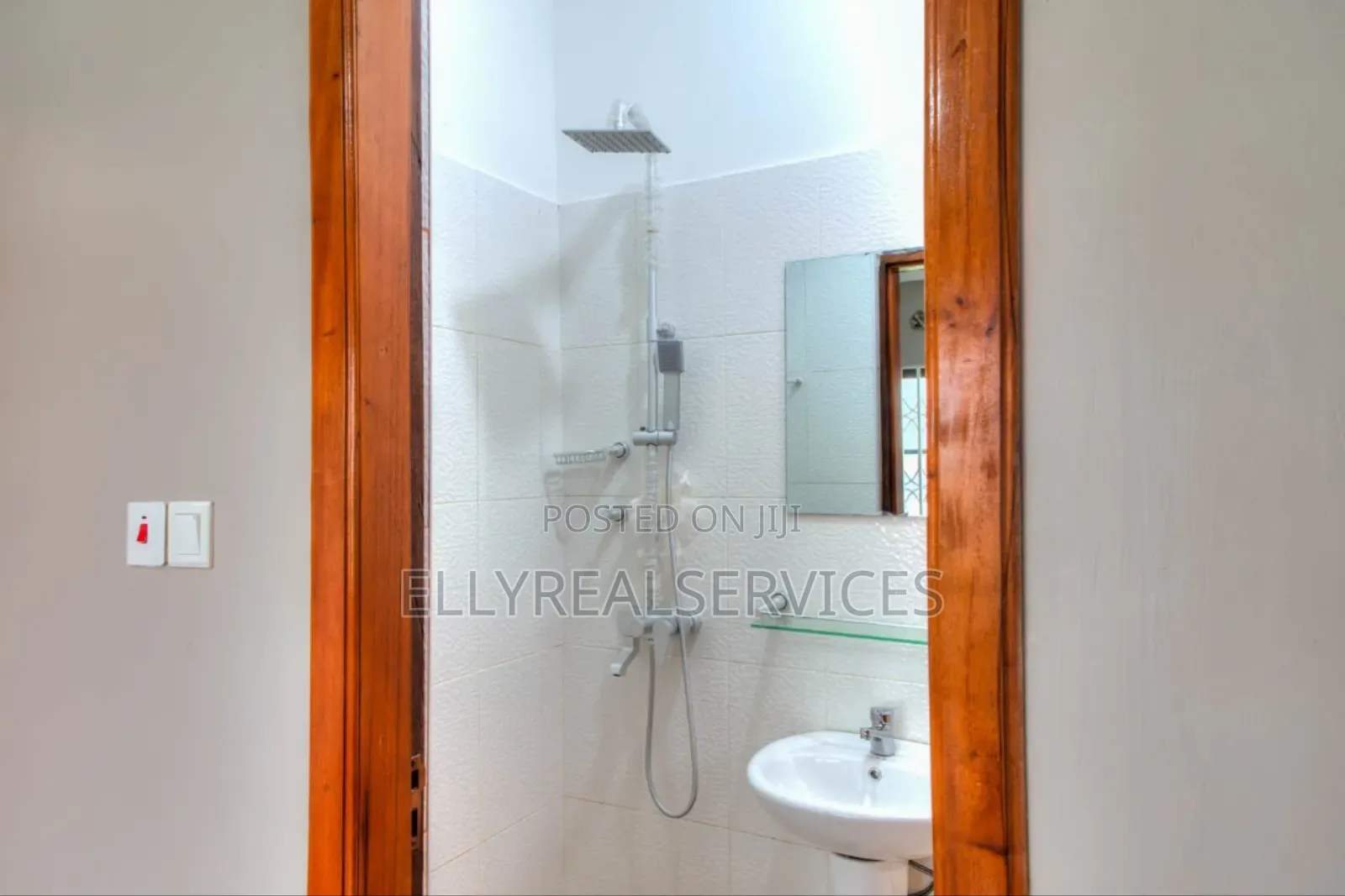 2bdrm Apartment in Ellyrealservices, Oyarifa for rent