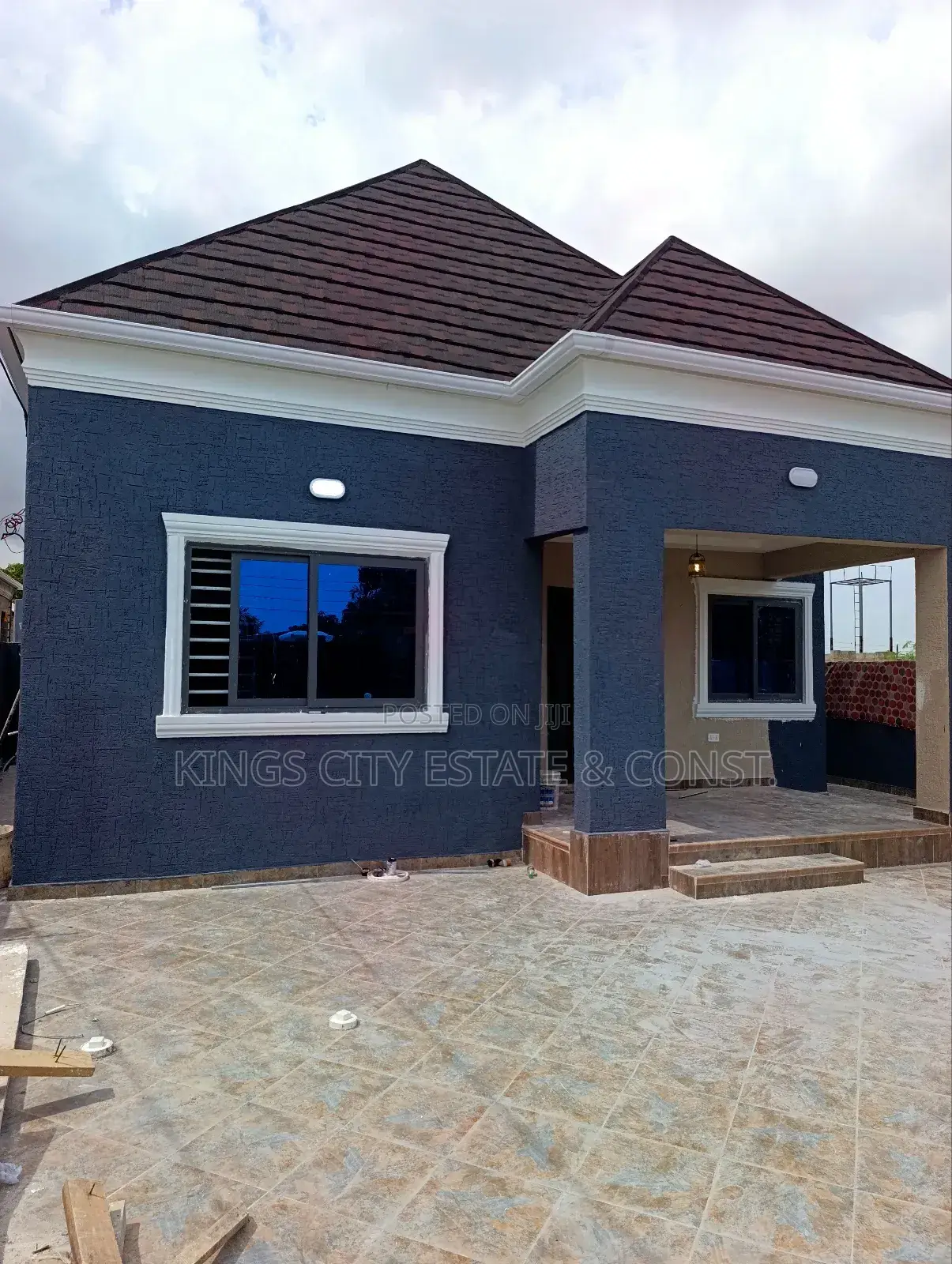 3bdrm House in Amanfrom-Estate, Pokuase for sale