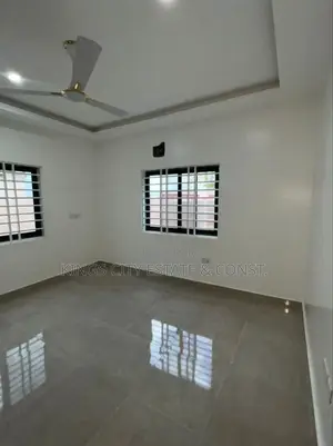 3bdrm House in Amanfrom-Estate, Pokuase for sale