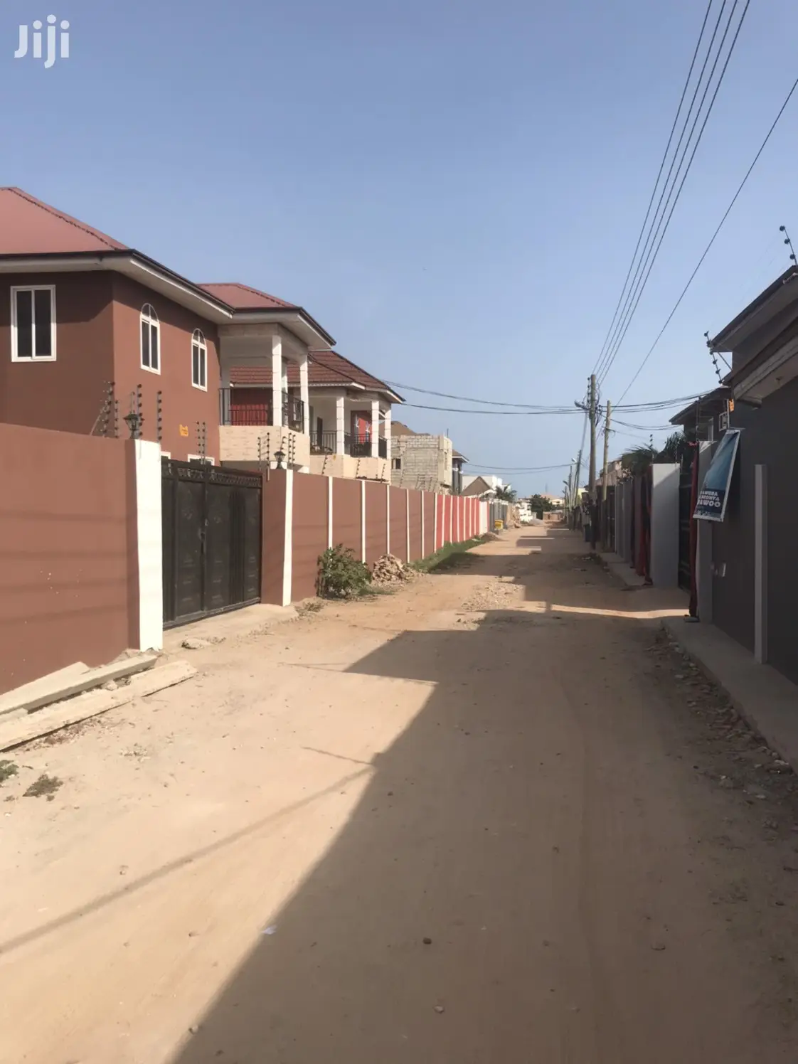 2bdrm Apartment in Tse Addo, Burma Camp for rent