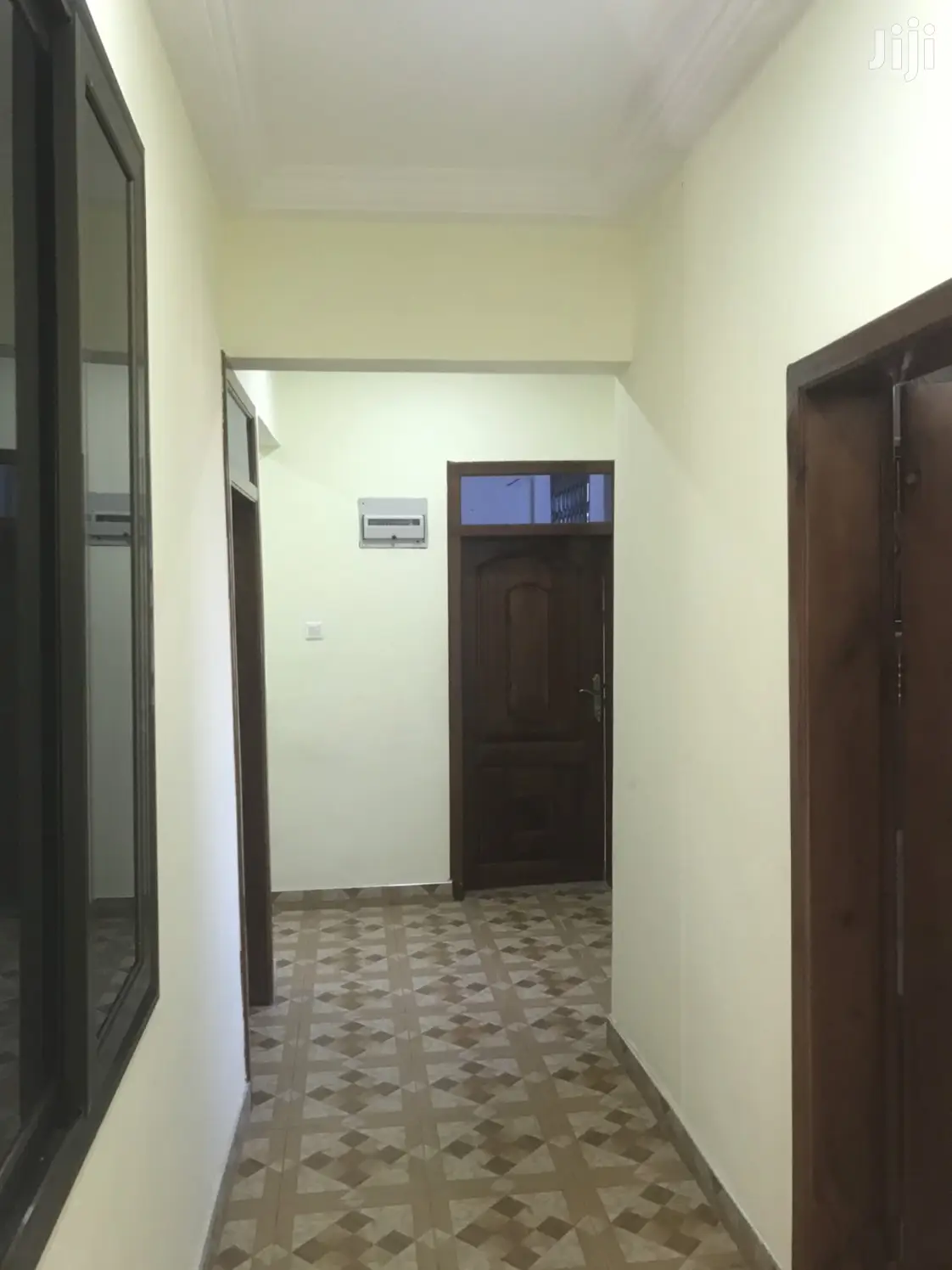 2bdrm Apartment in Tse Addo, Burma Camp for rent