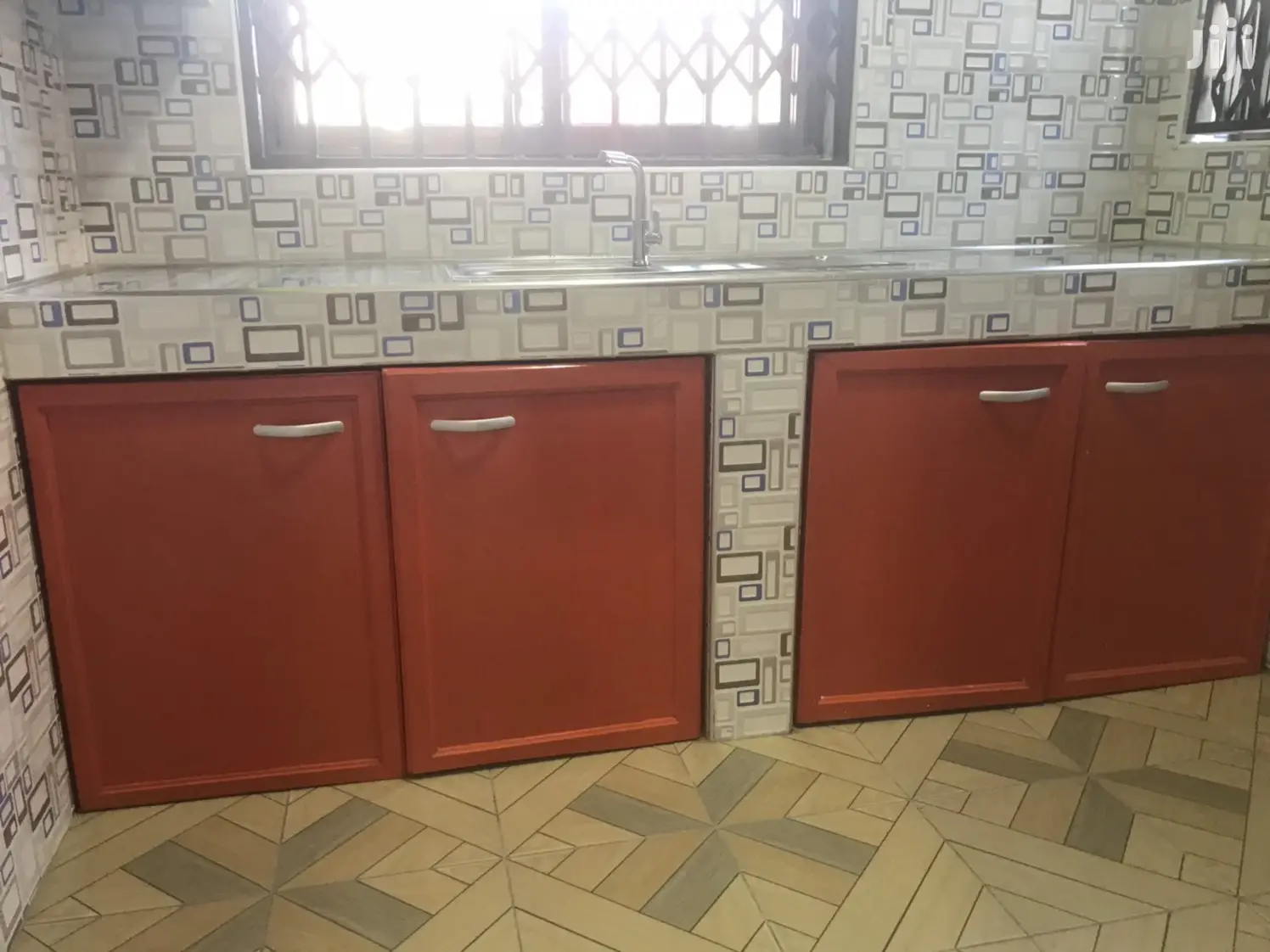 2bdrm Apartment in Tse Addo, Burma Camp for rent