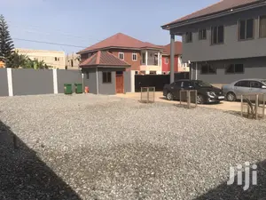 2bdrm Apartment in Tse Addo, Burma Camp for rent