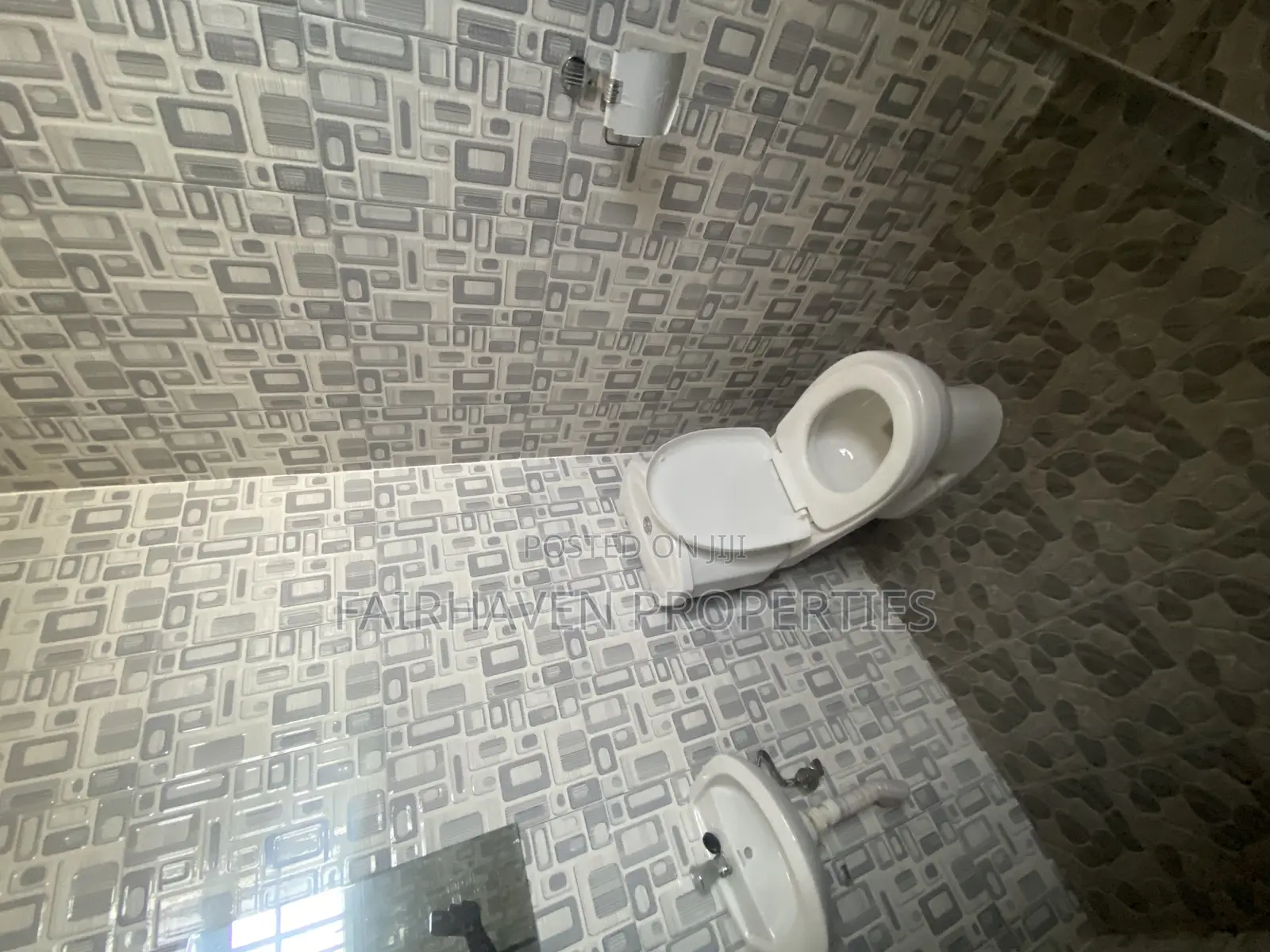 1bdrm Apartment in Bushroad, Tseaddo for rent