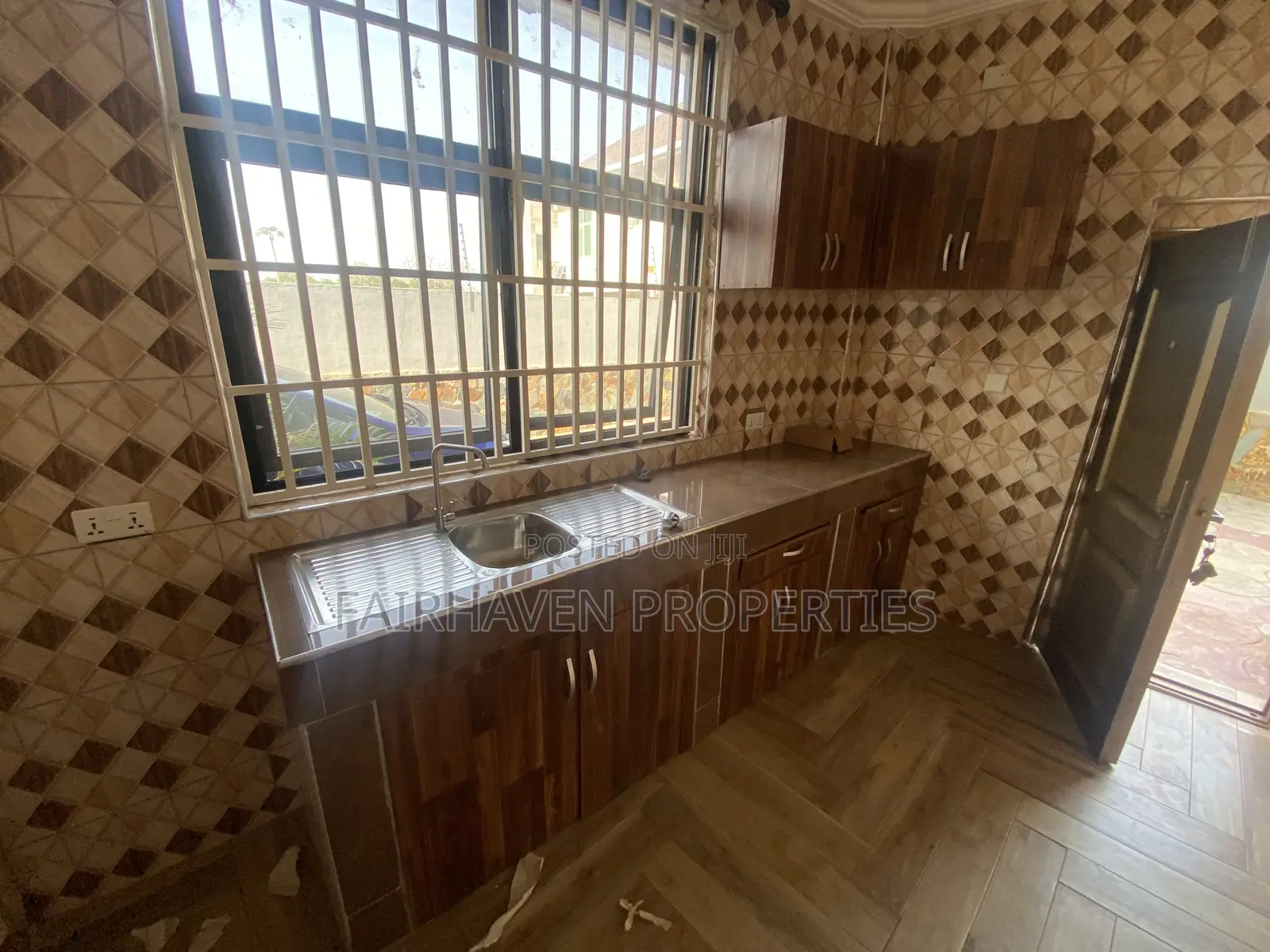 1bdrm Apartment in Bushroad, Tseaddo for rent