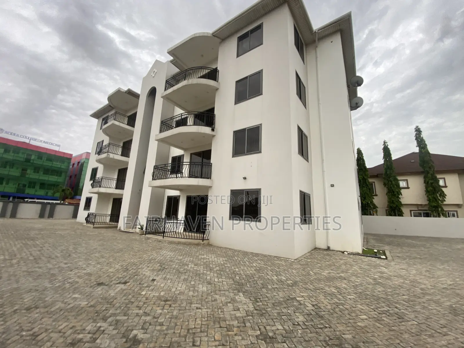 3bdrm Apartment in East Legon for rent