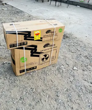 Awesome Rainbow 1.5hp Air Conditioner With Remote Control.