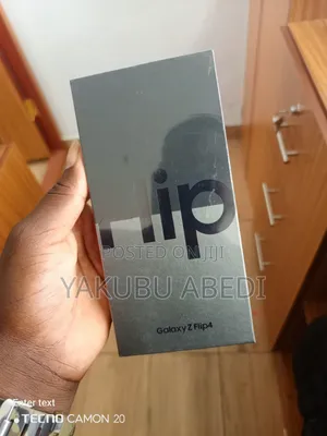New Samsung Galaxy Z Flip4 512 GB Black
