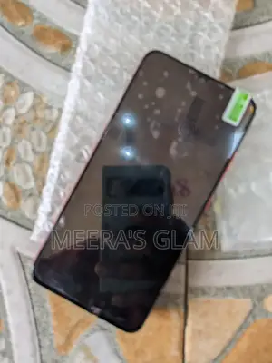Vivo Y17 128 GB Red