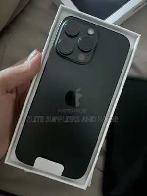 New Apple iPhone 15 Pro Max 256 GB