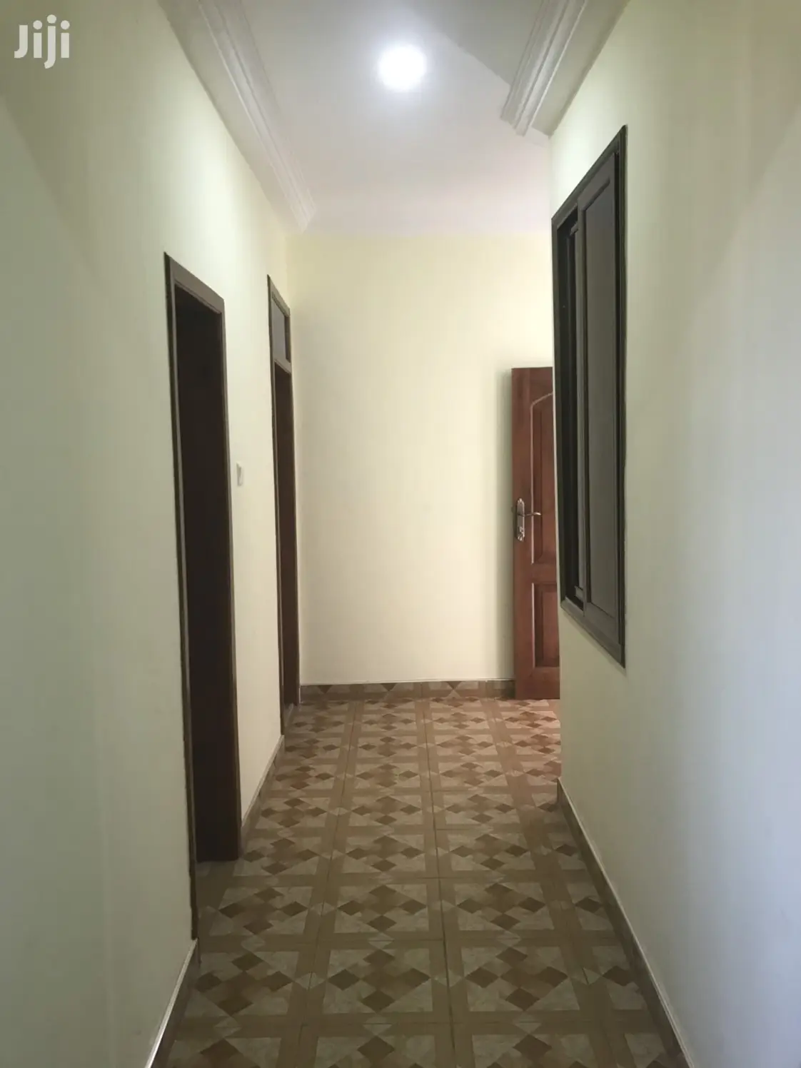 2bdrm Apartment in Tse Addo, Burma Camp for rent