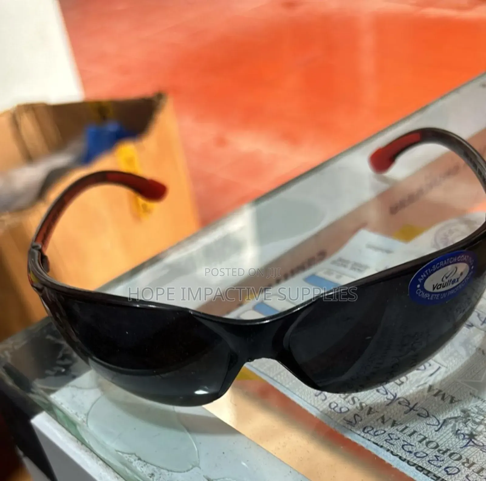 Vaultex Safety Spectacle - Plain [Complete Uv Protection&Anti-scratch]