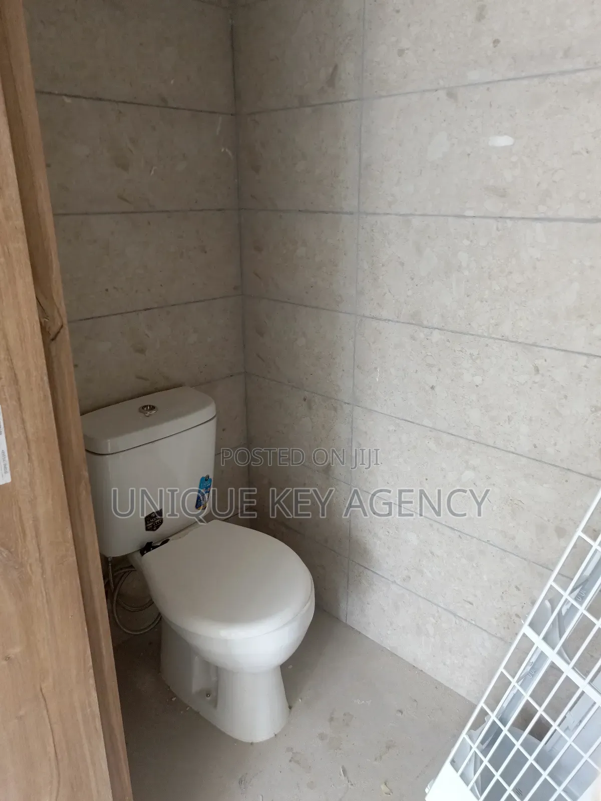 Shop to Let in Cantonment