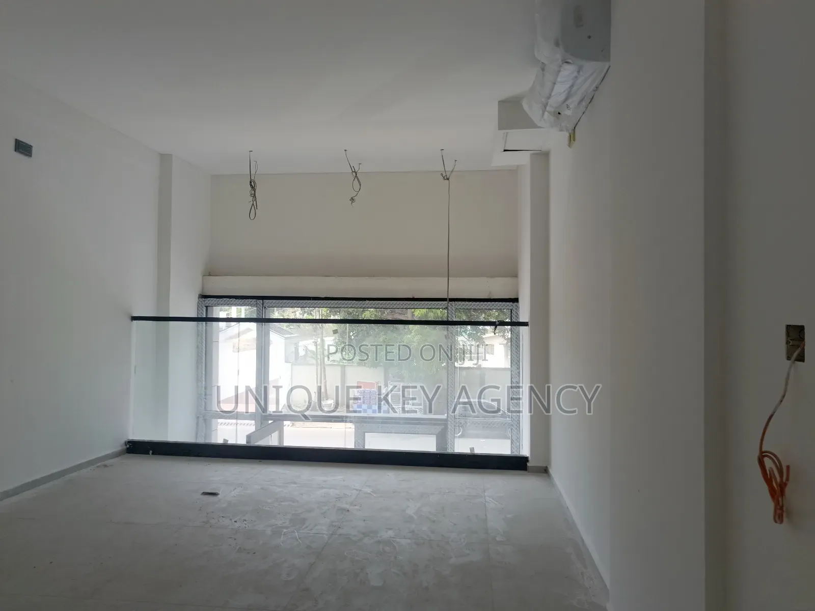 Shop to Let in Cantonment