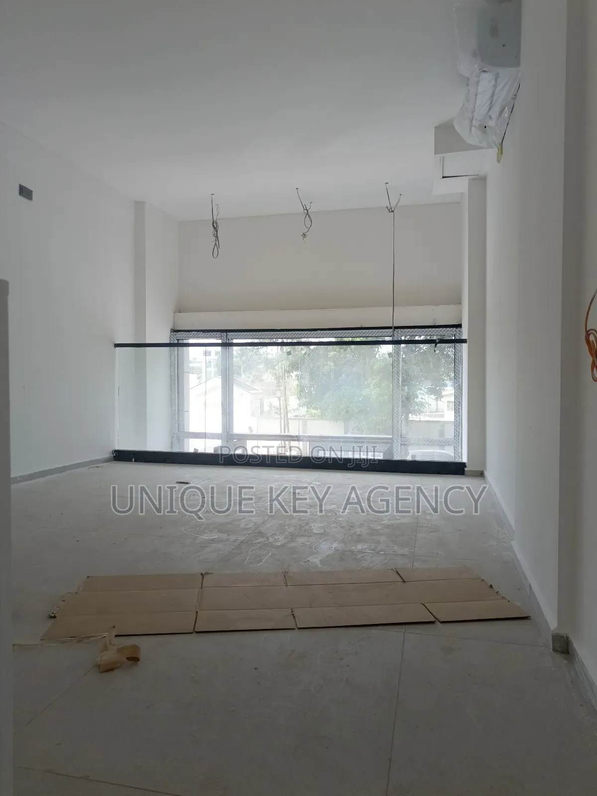 Shop to Let in Cantonment