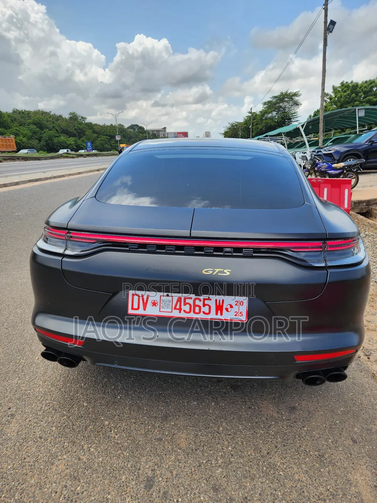 Porsche Panamera GTS 2022 Black