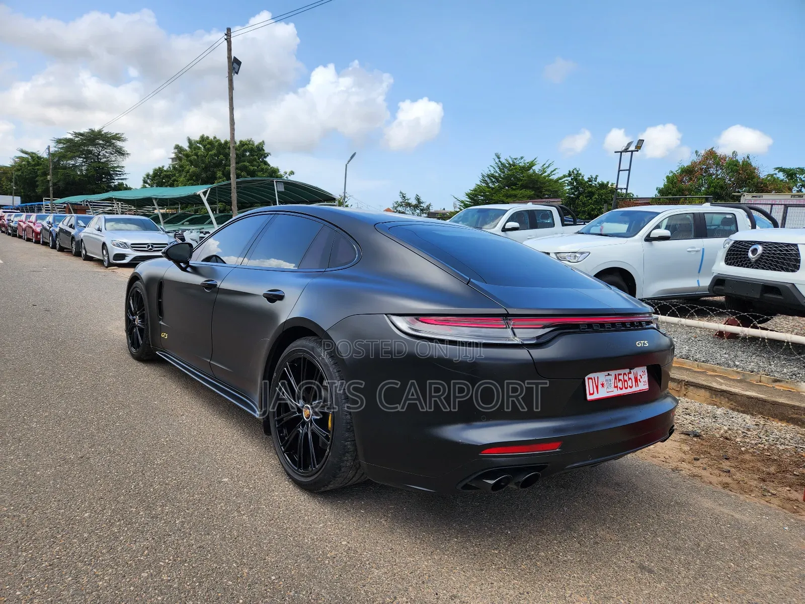 Porsche Panamera GTS 2022 Black