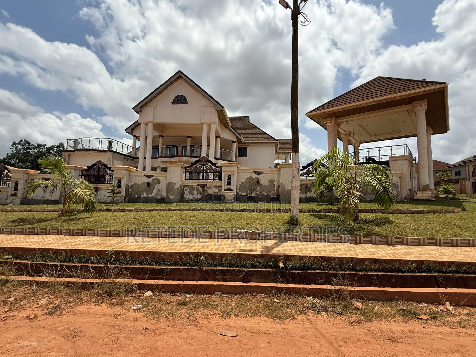 Furnished 7bdrm House in Retede Properties, Kumasi Metropolitan