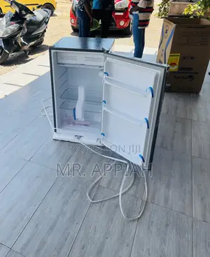 Top Mount Freezer Pearl 93ltr Single Door Table Top Fridge 