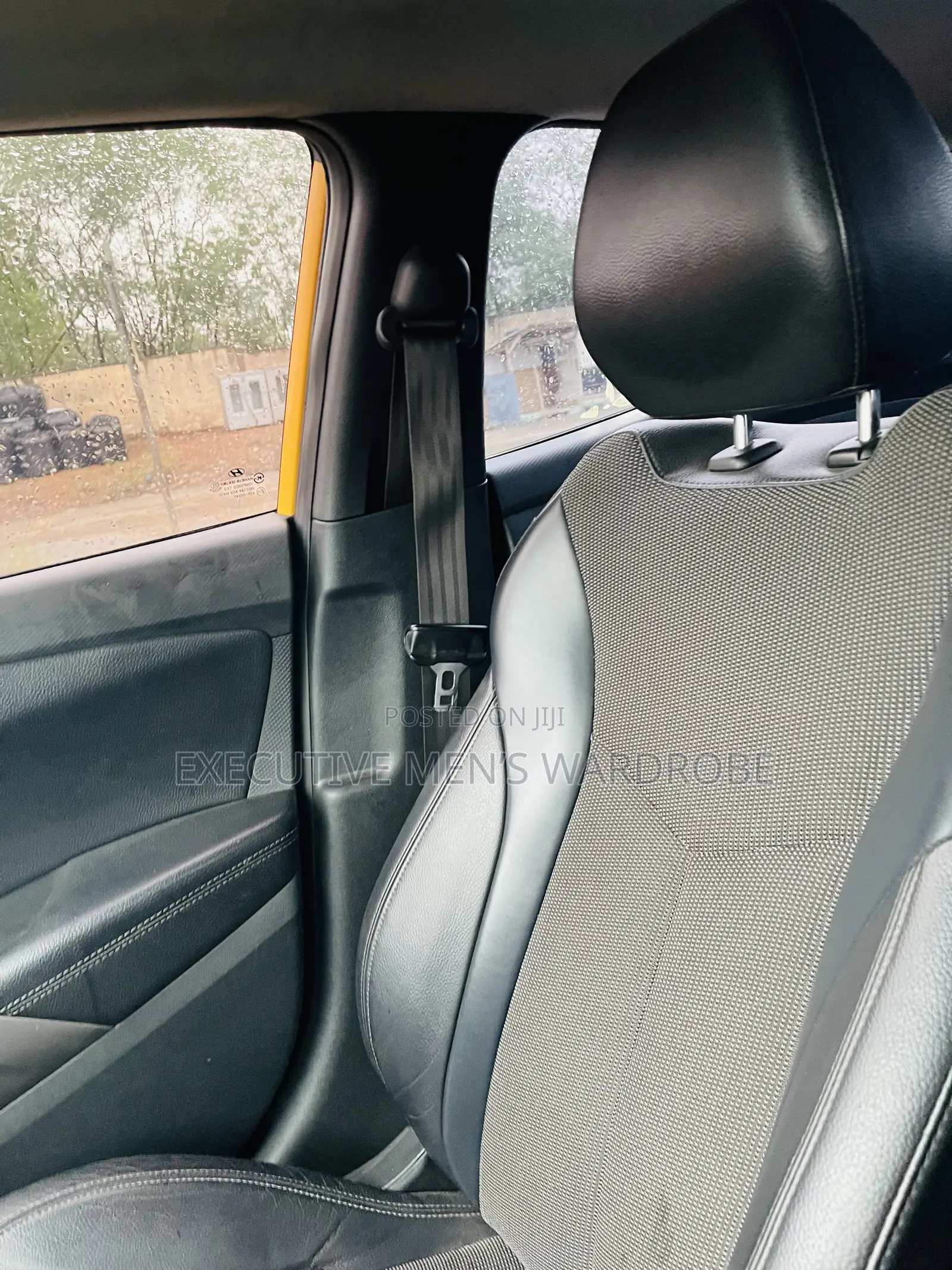 Hyundai Veloster Automatic 2012 Yellow