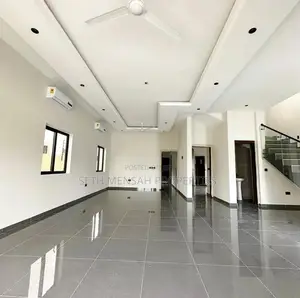 4bdrm House in Lake Side Estate for sale