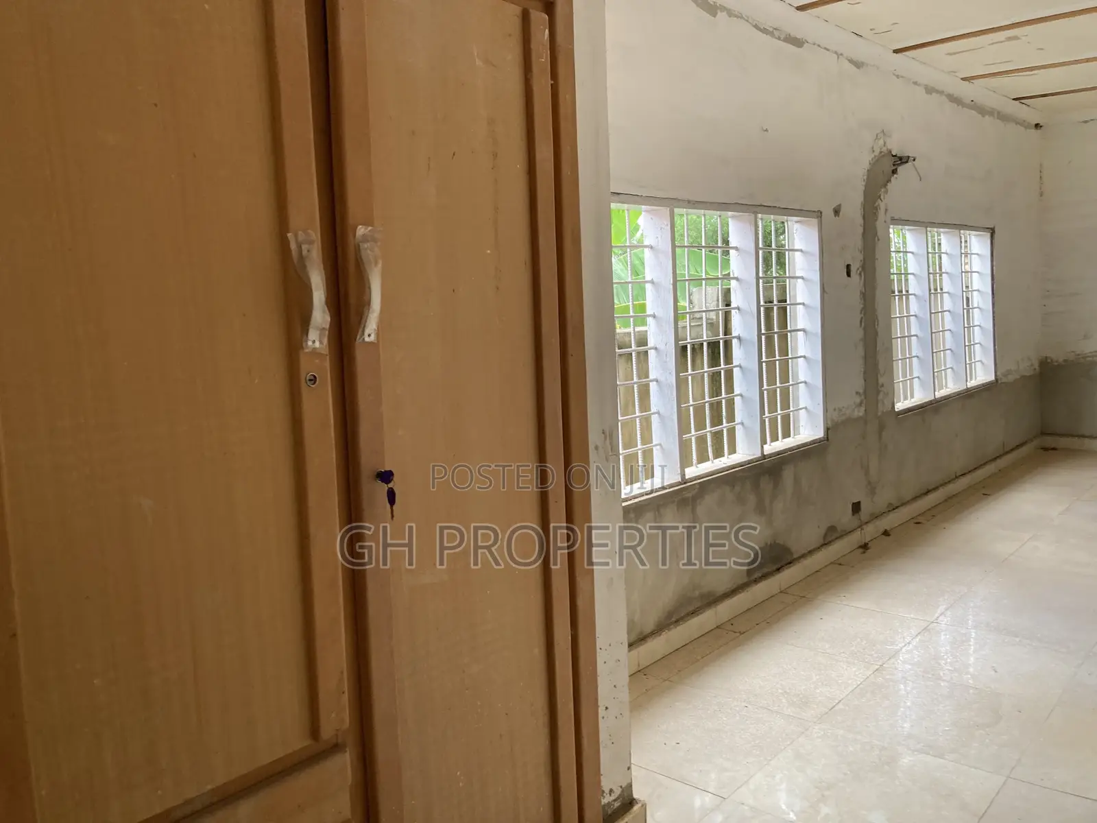 4bdrm House in Sokoban Wood Village, Kumasi Metropolitan for sale