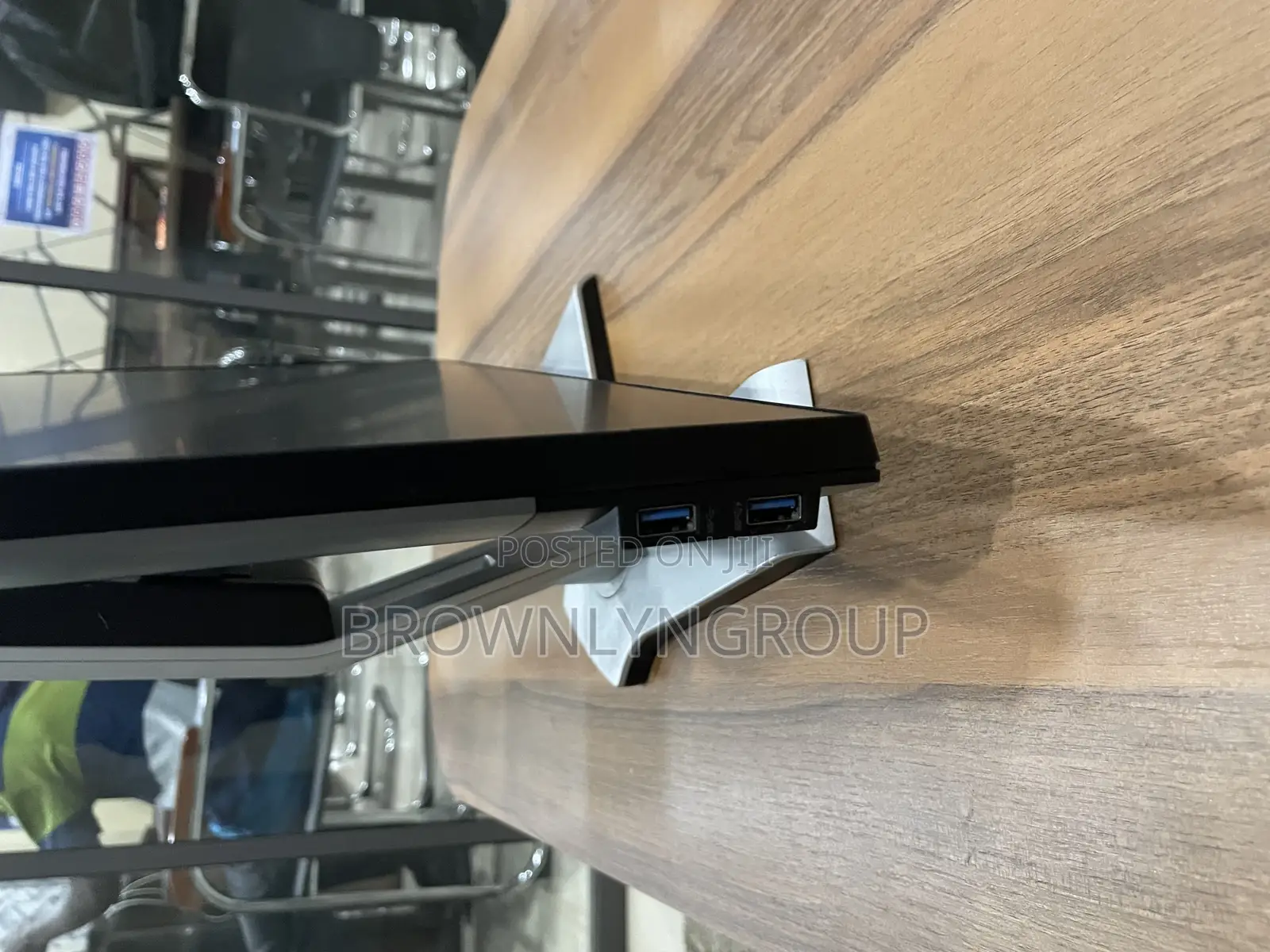 Dell Ultrasharp 24 Inch Infinity Edge Monitor