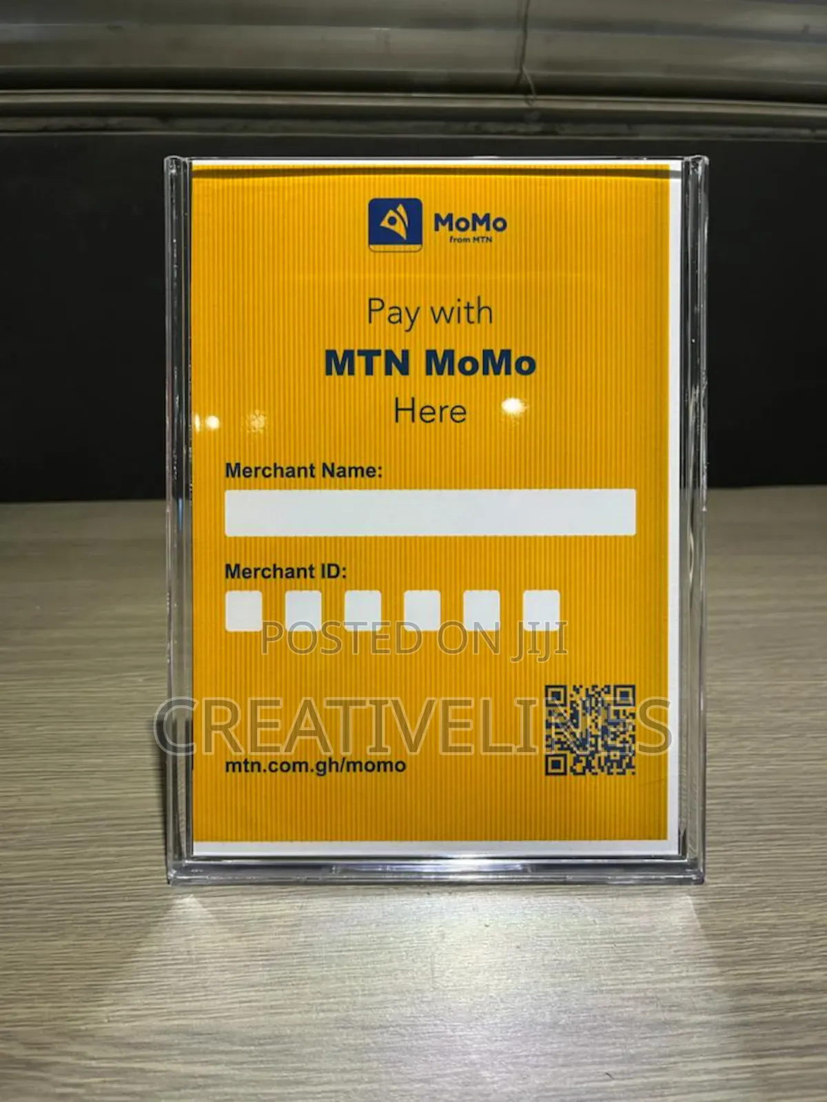 MTN Momo Stand