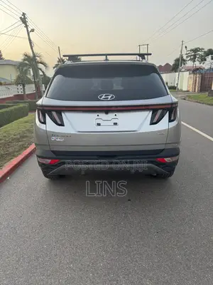 Hyundai Tucson Limited 2022 Silver