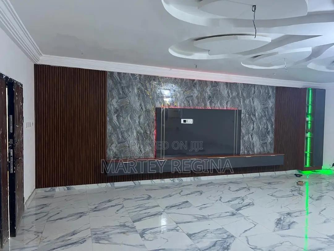 Tv Unit or Tv Stand