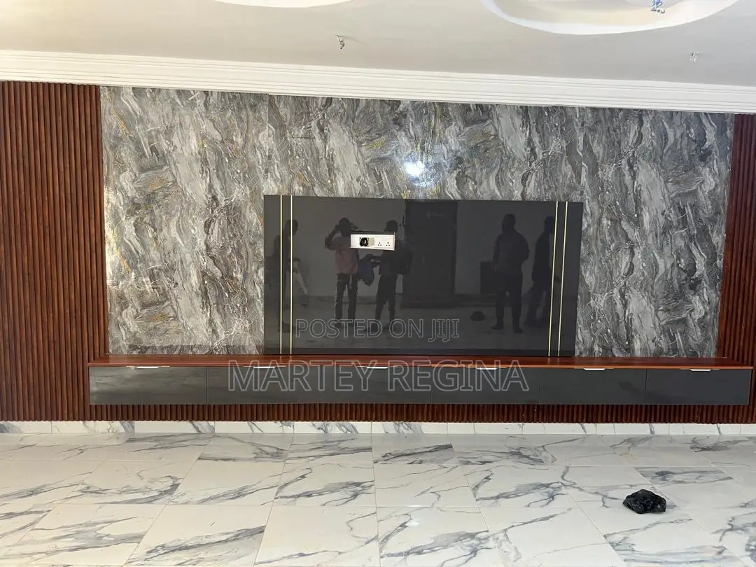 Tv Unit or Tv Stand