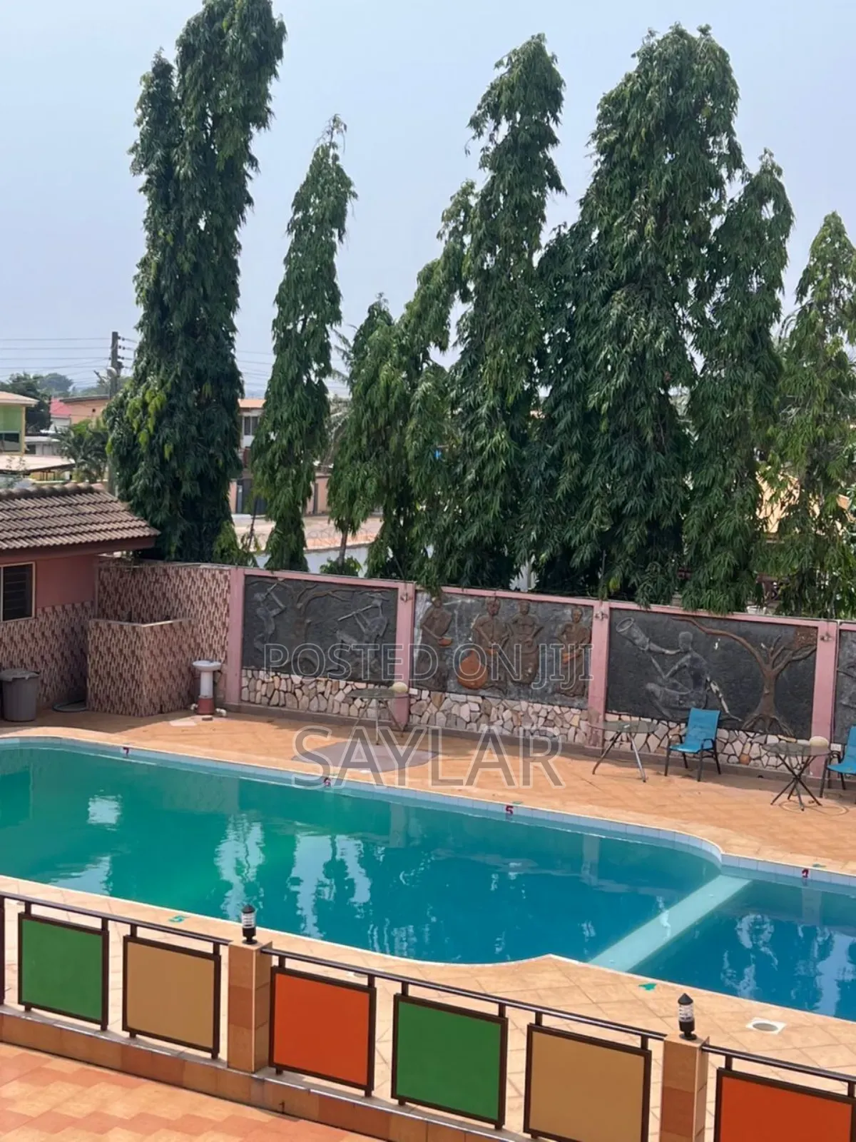 A Fairly Used Hotel on Hot Sale Tema Comm5