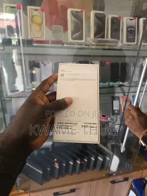 New Apple iPhone 15 128 GB