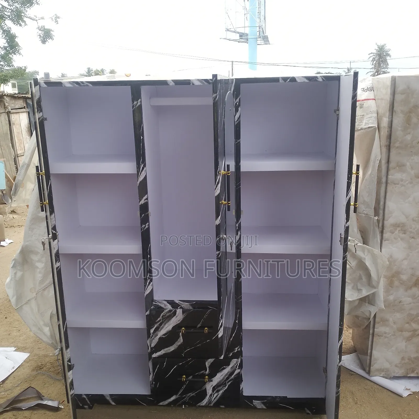 Quality Wardrobe 3in1 Payment After Delivery