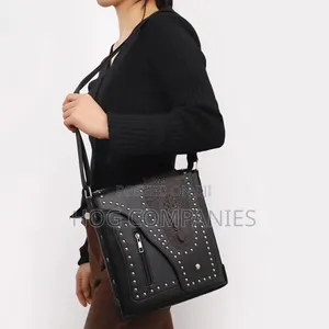 Trendy Punk Shoulder Bag